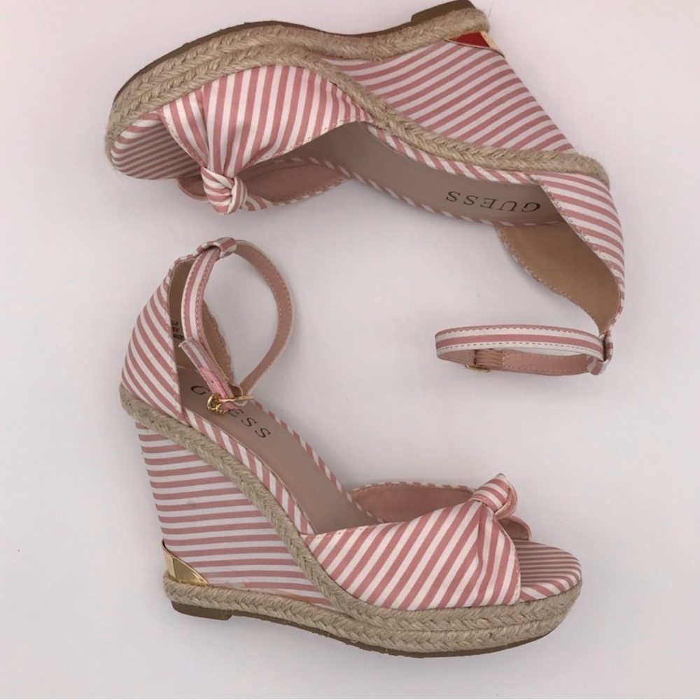 GUESS Maribella Pink striped Wedges Espadrille Platform Sandals. NEW IN BOX!